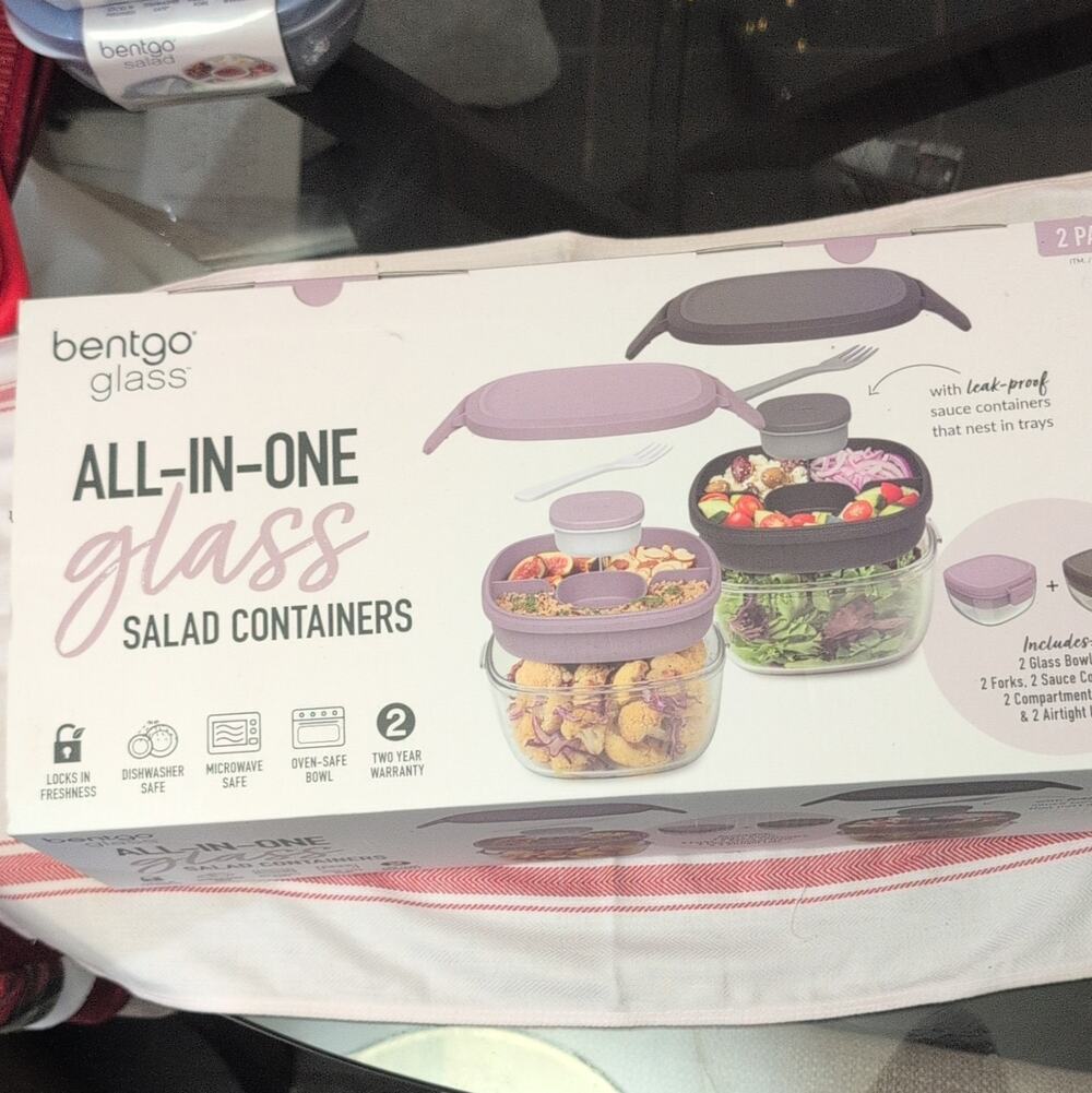 Bentgo All-in-One Glass Salad Containers 2-Pack 60oz 4-Comp Snap Lid Fork